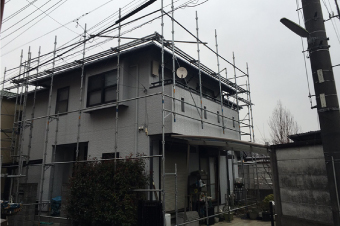 家屋全体の足場仮設