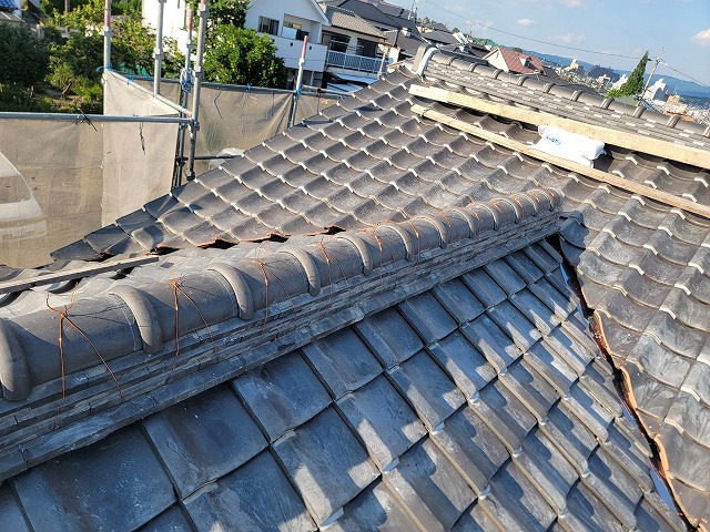 瀬戸市西山町にて棟積み替えと谷板交換工事！ドローン調査で安心できたお客様の声