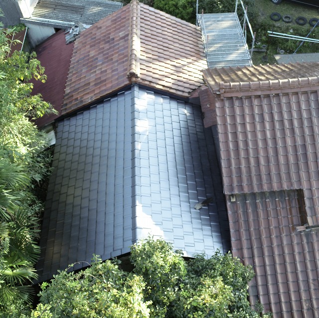 瀬戸市品野町にてセメント瓦葺き替え工事 雨漏り改善と安心の声