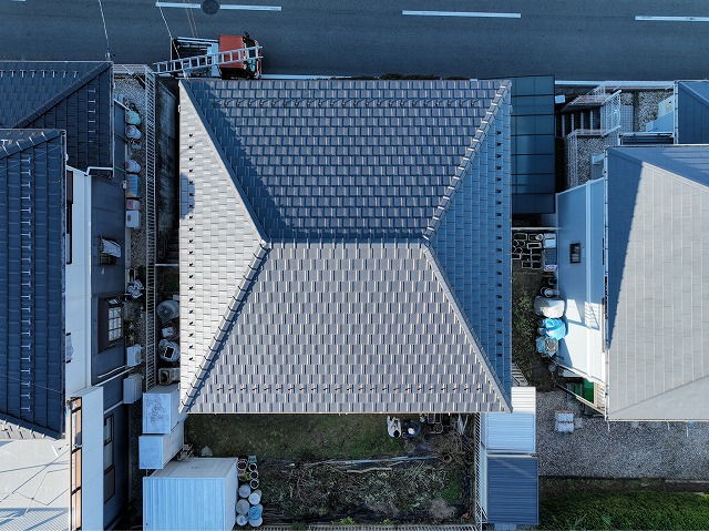 仕上がった屋根の全景