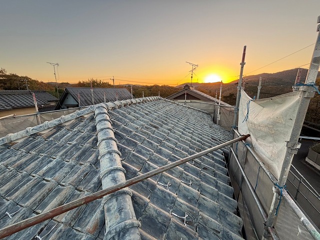 多治見市市之倉町にて築40年瓦屋根の棟積み替えで台風も安心！丁寧説明が決め手のお客様の声