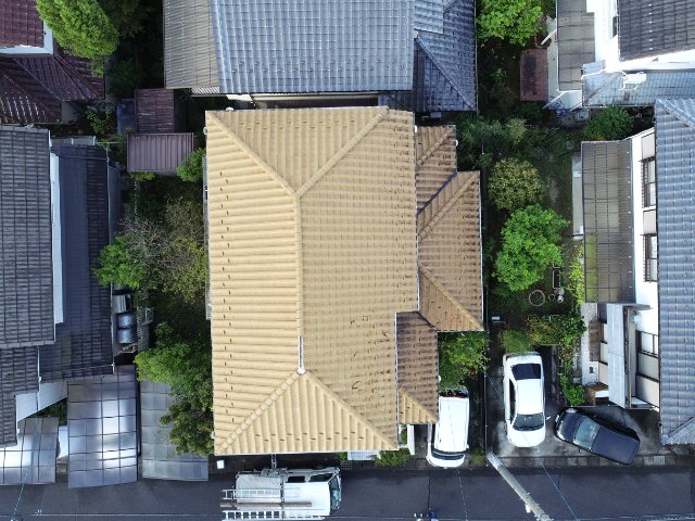 多治見市西坂町で屋根調査｜棟の崩れと瓦のズレ…見えない屋根の異変に気づいた大切なタイミング