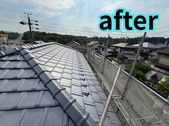 多治見市小名田町にて葺き替え工事完了後の屋根全体の様子