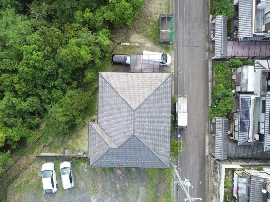 上から見た屋根の写真