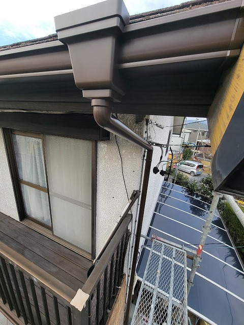 多治見市美坂町にて雨樋交換と軒天塗装で安心対応が嬉しいお客様の声