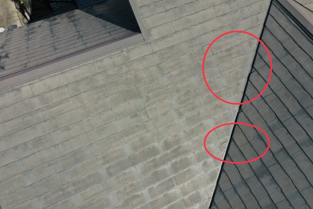 多治見市大針町　瓦にひび