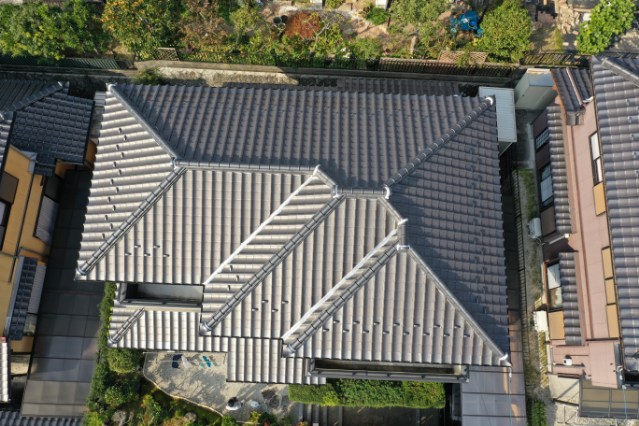 多治見市の屋根検査｜訪問販売で気になった棟のズレに応える積み替え工事