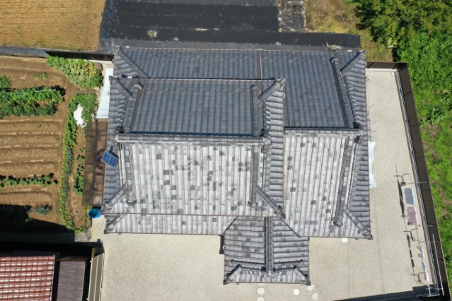 瀬戸市で築37年の屋根をドローン調査｜棟のズレから考える最適な屋根修理