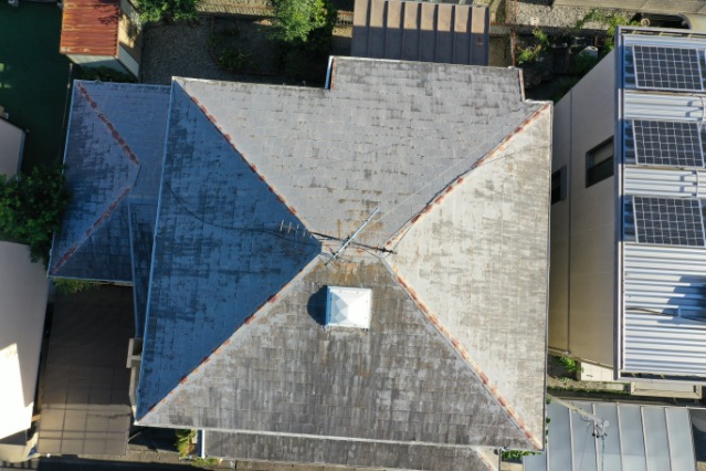 多治見市市之倉町で雨漏りのご相談｜ドローン調査で発見した瓦のひび割れと最適な修理方法とは？