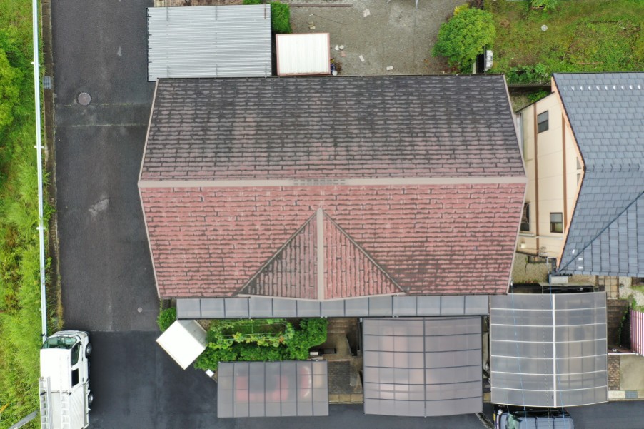 上から見た屋根の写真