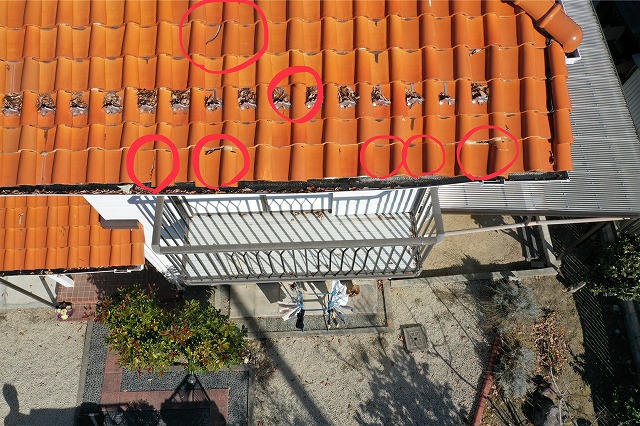 土岐市泉ヶ丘　瓦のずれ