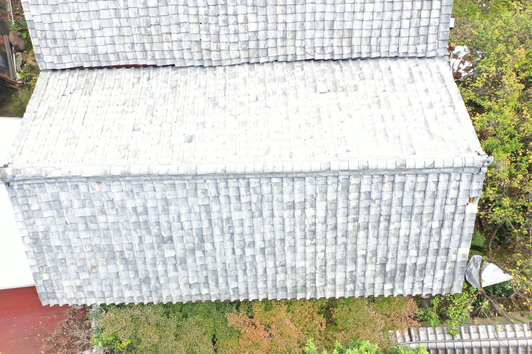 【多治見市】雨漏り現地調査｜築50年の瓦屋根、ドローンでチェック！
