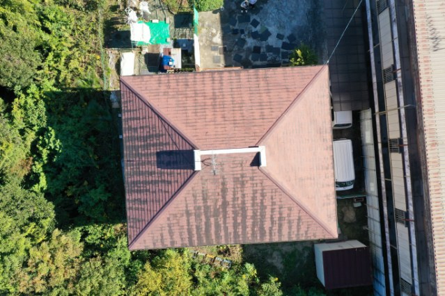 可児市で屋根のひびを発見｜ドローン調査で分かった屋根と外壁の見直しポイント