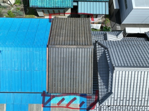 【多治見市音羽町】ドローン調査で棟のズレ発見｜予算に優しい立平板金屋根をご提案
