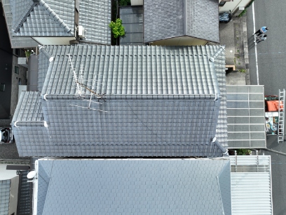【可児市】漆喰が剥がれた屋根を発見！放置するとどうなる？棟の積み替えでしっかり修復