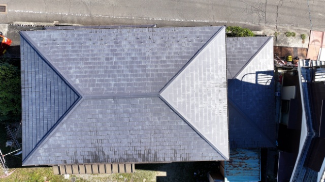 可児市広見|雨漏りの原因は瓦のヒビ?50年目の屋根にカバールーフをご提案