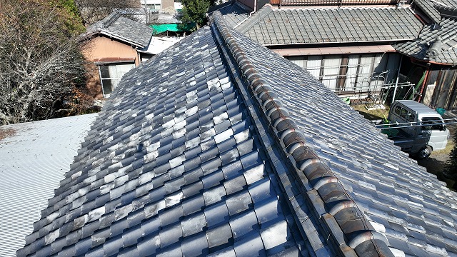 可児市下恵土　棟のずれ