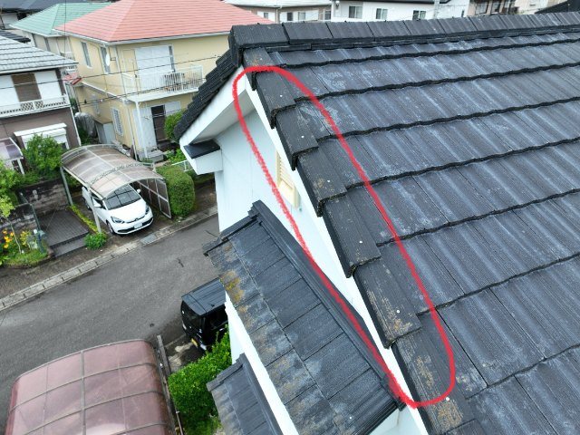 春日井市高座台　袖瓦ずれ