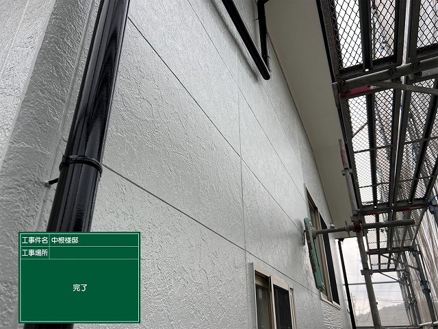 瑞浪市明世町の住宅で外壁塗装と付帯部塗装が完了した外観